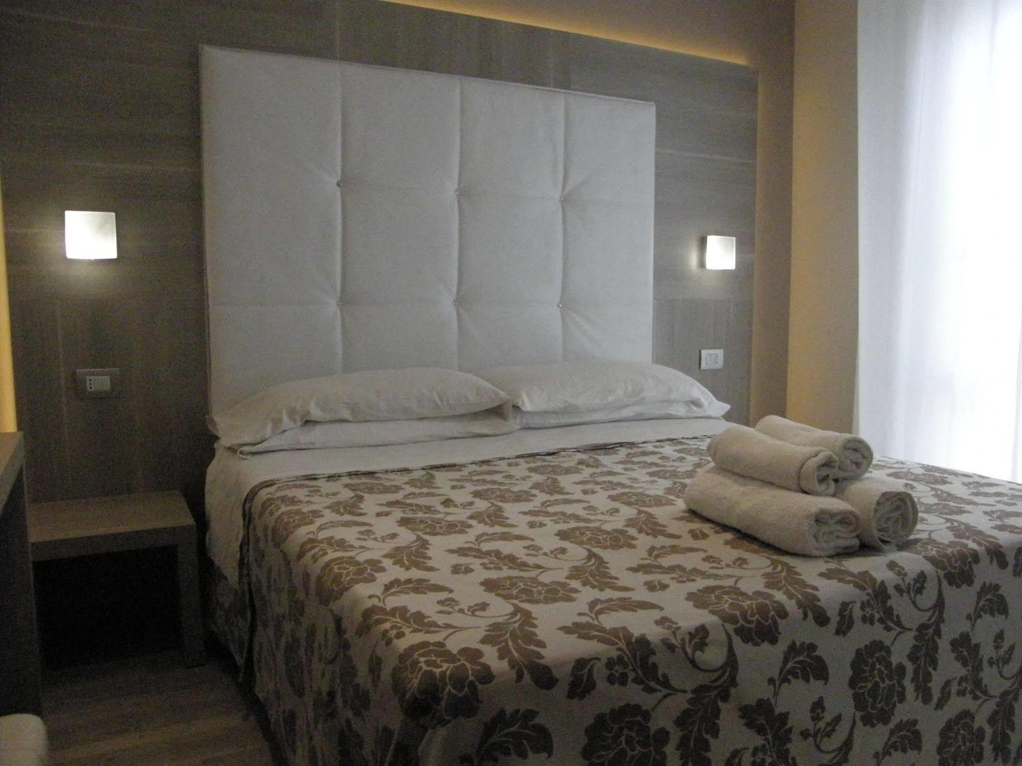 Hotel Stefan & Breakfast 3*